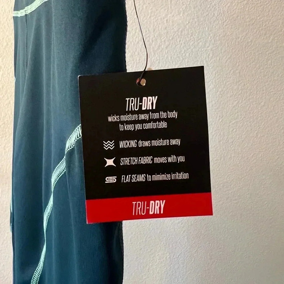 FILA Women's Teal/Green/Black Stitch High Waisted Pieced Leggings - Size M - NWT - Picture 6 of 8